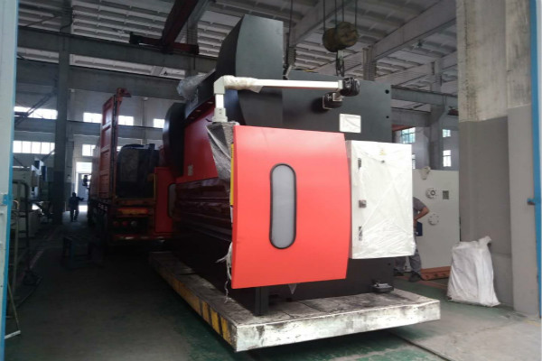 神沖數(shù)控剪板機 神沖數(shù)控剪板機