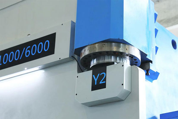 雙機(jī)聯(lián)動折彎機(jī)Y1、Y2